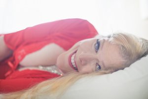 Claire-marine adult dating